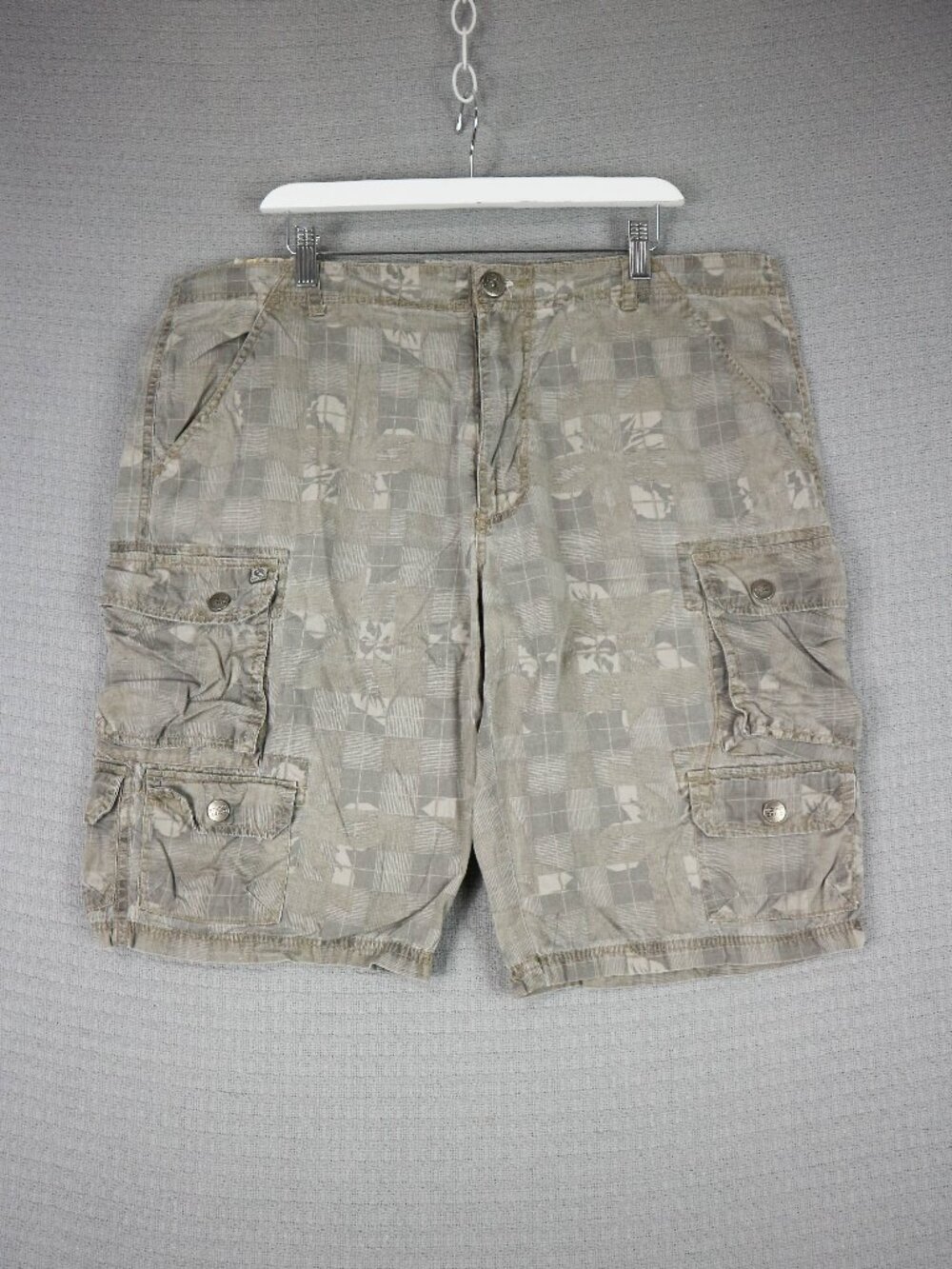 Point Zero Khaki Tan Cargo Shorts Baggy Y2K 38W